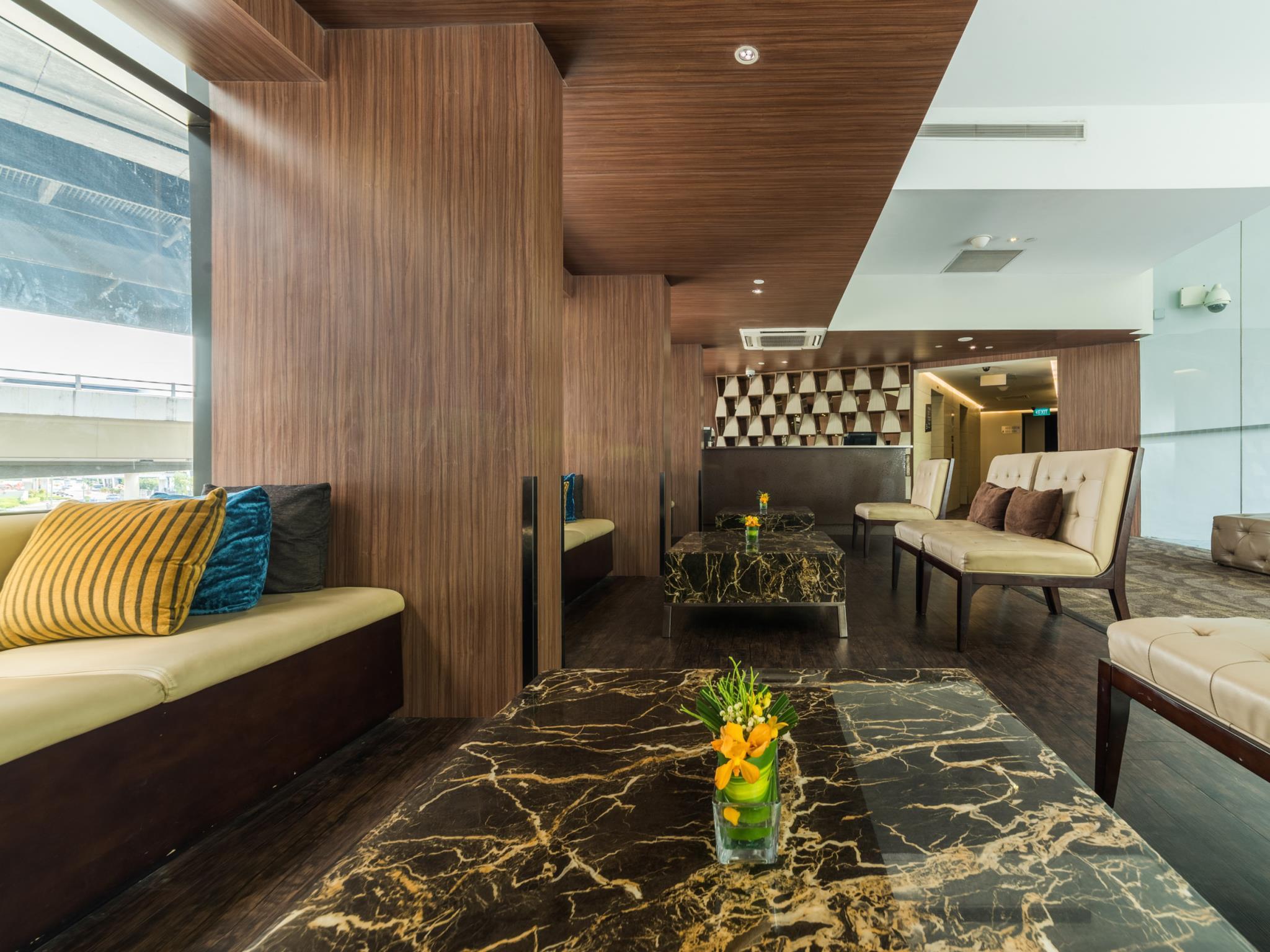 Khách sạn Travelodge Harbourfront
